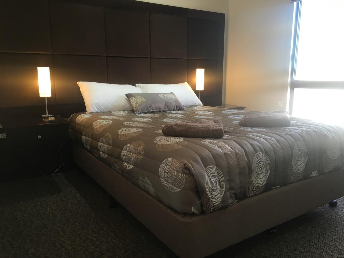 Western Downs Motor Inn Miles Bagian luar foto