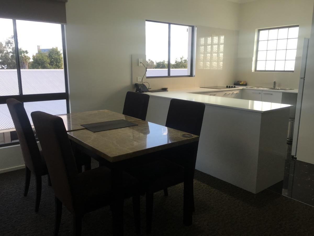 Western Downs Motor Inn Miles Bagian luar foto