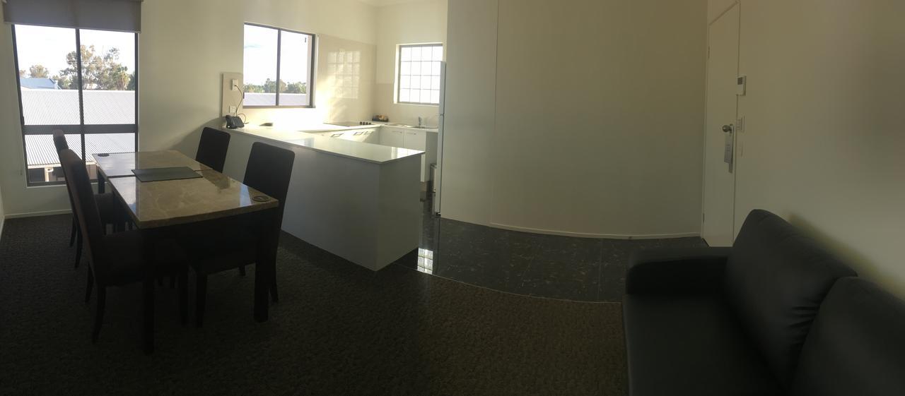 Western Downs Motor Inn Miles Bagian luar foto