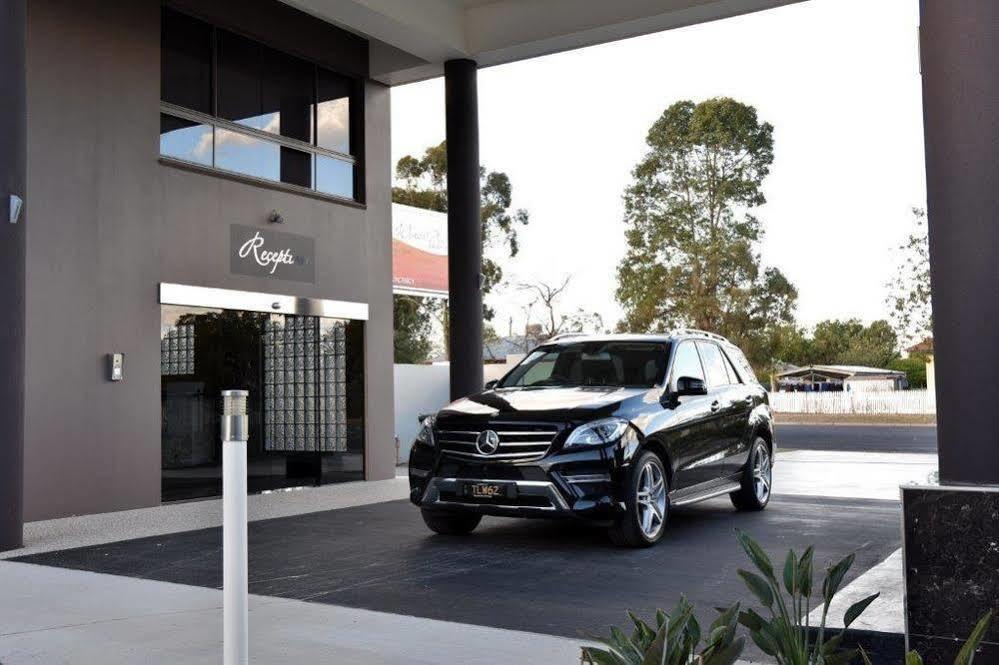 Western Downs Motor Inn Miles Bagian luar foto